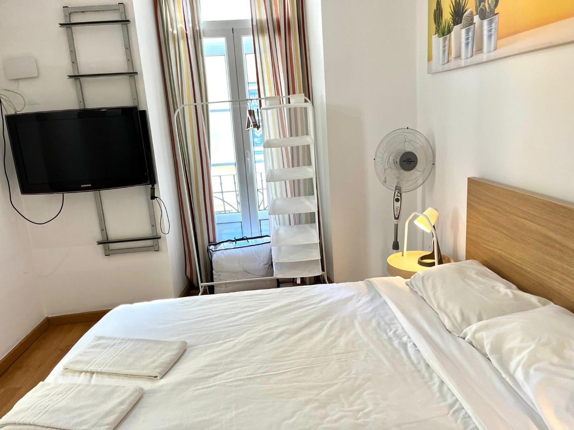 2 Bedroom Apartment - Bairro Alto Residence リスボン エクステリア 写真